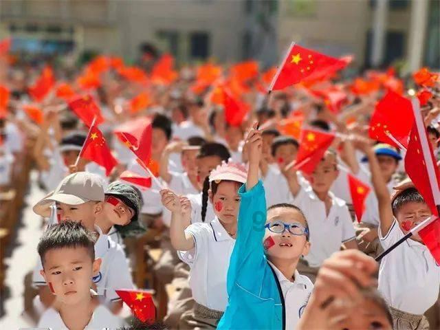 为什么别人没经过我同意就能直接加我微信？有设置同意才能添加好友游戏画面